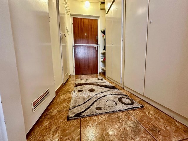 Eladó panellakás, Debrecenben 56.9 M Ft, 2 szobás