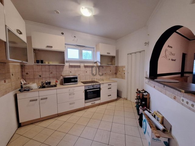 Eladó családi ház, Üllőn 117 M Ft, 6 szobás