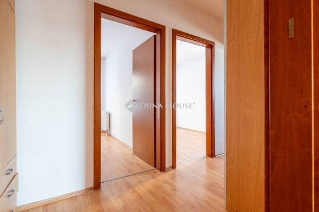 Eladó téglalakás, Budapesten, XVI. kerületben 110.9 M Ft