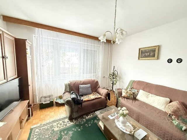 Eladó ikerház, Budapesten, XVI. kerületben 114.9 M Ft, 3 szobás