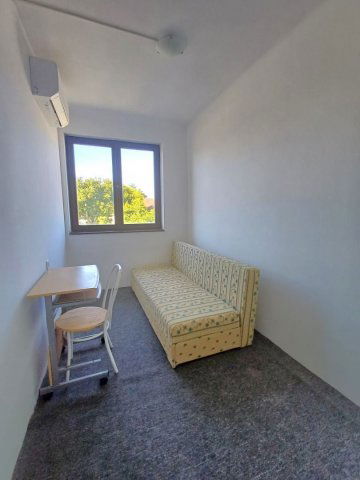 Kiadó téglalakás, albérlet, Debrecenben 180 E Ft / hó