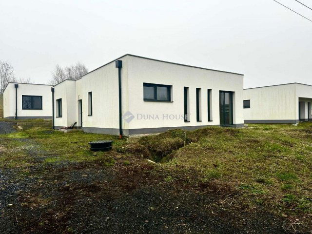 Eladó családi ház, Zalaegerszegen 75 M Ft, 4 szobás