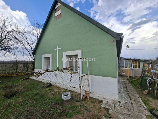 Eladó mezogazdasagi ingatlan, Tápiószecsőn 55 M Ft, 3 szobás