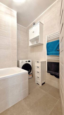 Kiadó téglalakás, albérlet, Miskolcon 330 E Ft / hó, 3 szobás