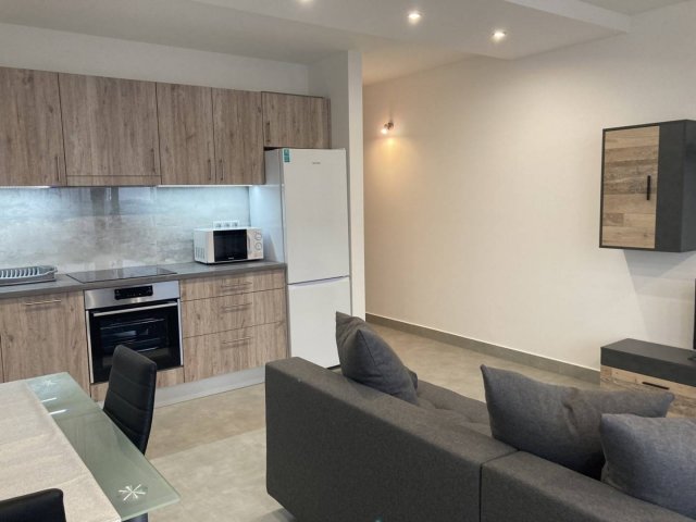 Kiadó téglalakás, albérlet, Pécsett 260 E Ft / hó, 2 szobás