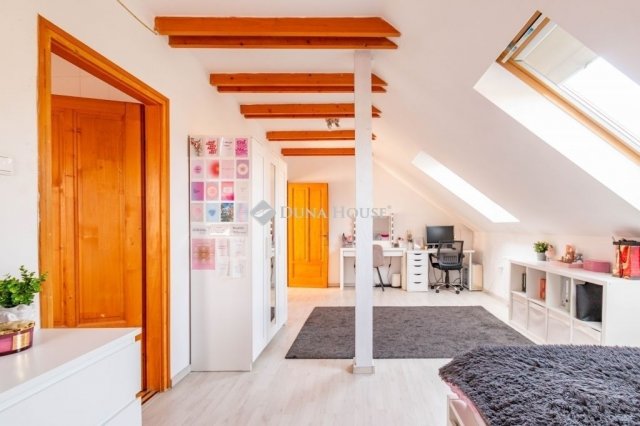 Eladó téglalakás, Budapesten, XVIII. kerületben 144.9 M Ft