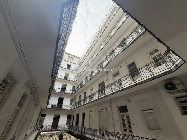 Eladó téglalakás, Budapesten, II. kerületben 159 M Ft, 2 szobás