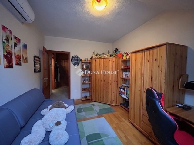 Eladó téglalakás, Zalaegerszegen 69.9 M Ft, 3 szobás