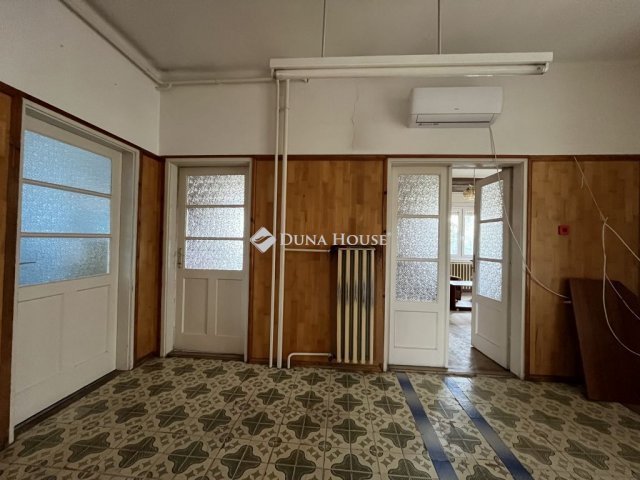 Eladó családi ház, Szedresen 41.9 M Ft, 3 szobás