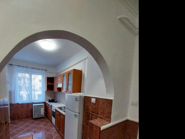 Kiadó téglalakás, albérlet, Kazincbarcikán, Építők útján