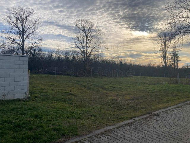 Eladó telek, Balatonszárszón 128 M Ft / költözzbe.hu