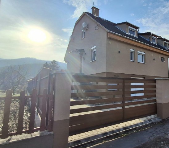 Eladó családi ház, Miskolcon 148 M Ft, 3 szobás
