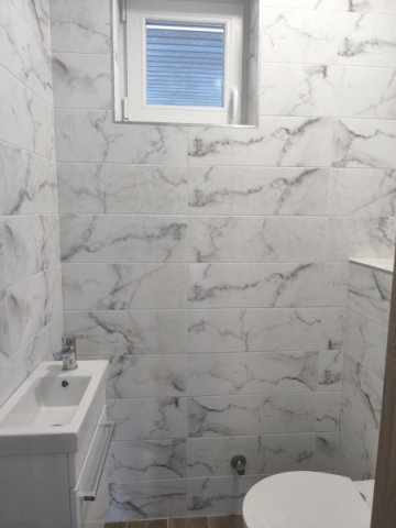 Eladó családi ház, Dánszentmiklóson 58 M Ft, 3 szobás