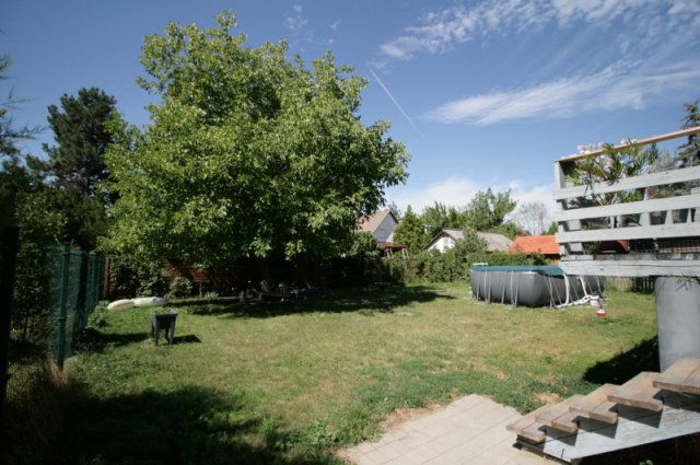 Eladó ikerház, Budapesten, XVIII. kerületben 98 M Ft, 8 szobás