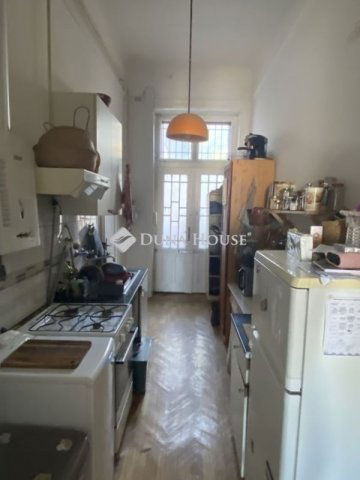 Eladó téglalakás, Budapesten, XII. kerületben 77 M Ft, 2 szobás