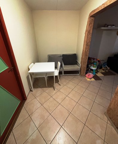 Kiadó panellakás, albérlet, Székesfehérvárott, Kígyó utcában