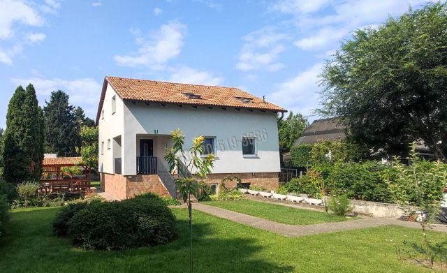 Eladó családi ház, Tárnokon 123 M Ft, 4 szobás