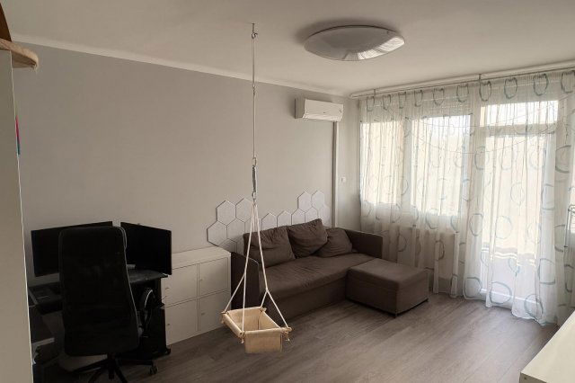 Eladó panellakás, Gödöllőn 66.5 M Ft, 2 szobás