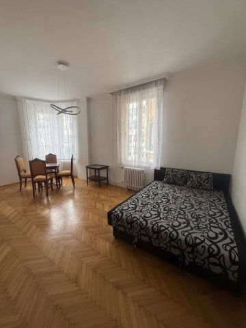 Kiadó téglalakás, albérlet, VIII. kerületben, Horváth Mihály téren