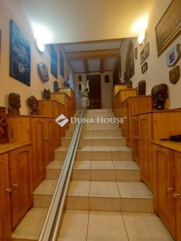 Eladó családi ház, Szolnokon 169 M Ft, 2+2 szobás