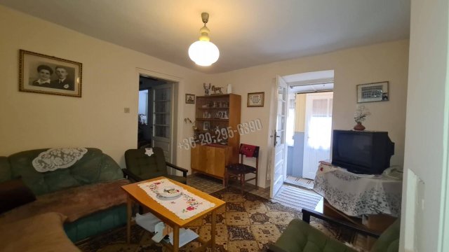 Eladó családi ház, Dunaújvárosban, Petőfi Sándor utcában