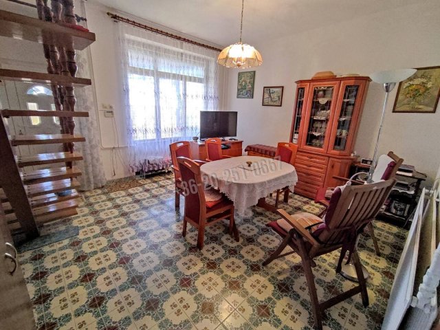 Eladó családi ház, Lánycsókon 46 M Ft, 5 szobás