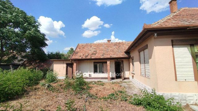 Eladó családi ház, Nagykátán 28.3 M Ft, 2+1 szobás