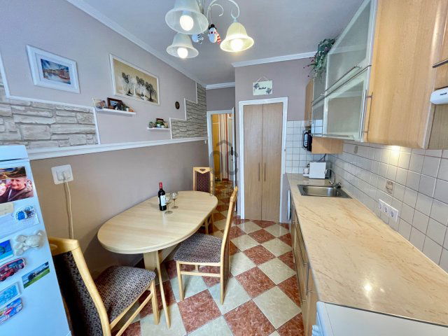 Eladó téglalakás, Sopronban 59.9 M Ft, 3 szobás