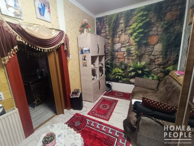 Eladó téglalakás, Szegeden 49.99 M Ft, 2 szobás