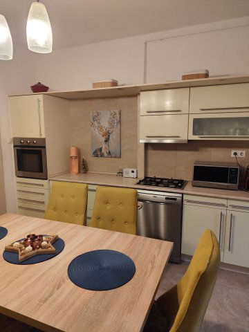 Eladó téglalakás, XV. kerületben, Illyés Gyula utcában