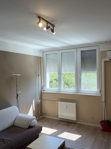 Kiadó panellakás, albérlet, XIV. kerületben, Ungvár utcában