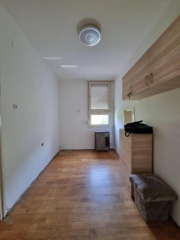 Eladó téglalakás, Pápán 31.9 M Ft, 1+1 szobás
