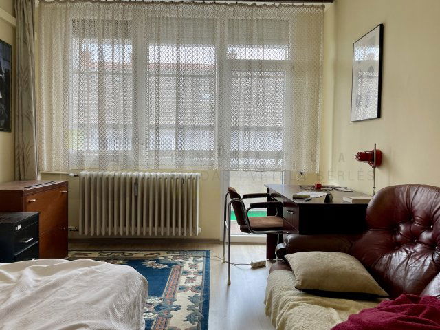 Eladó téglalakás, Szegeden, Kazinczy utcában 59.9 M Ft, 2 szobás