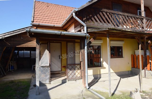 Eladó ikerház, Szigethalmon 44.99 M Ft, 1+3 szobás