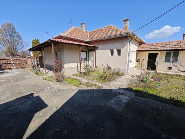 Eladó családi ház, Kétegyházán 19.9 M Ft, 2 szobás