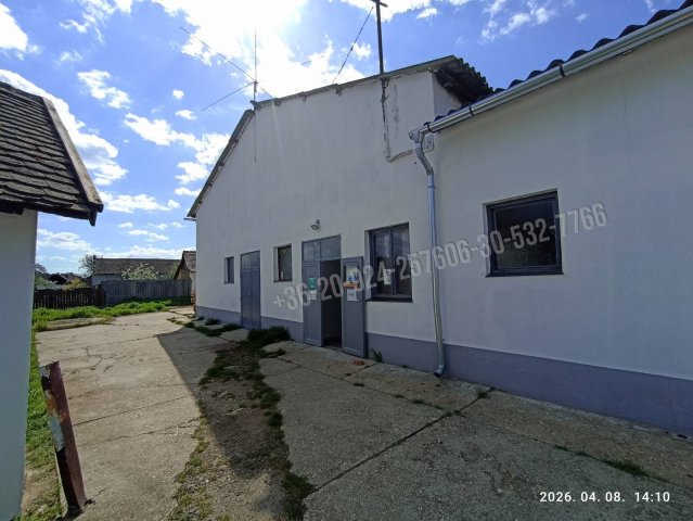 Kiadó ipari ingatlan, Karcagon 500 E Ft / hó, 2 szobás