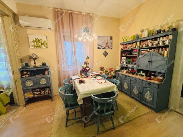 Eladó téglalakás, Szegeden 59.9 M Ft, 2 szobás