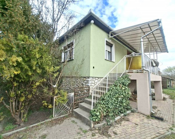 Eladó családi ház, Mezőkeresztesen 34 M Ft, 3 szobás