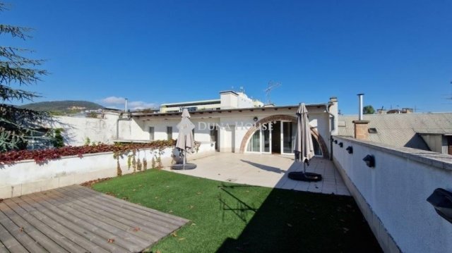 Eladó iroda, Budapesten, II. kerületben 1250 M Ft