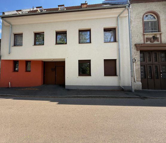 Kiadó téglalakás, albérlet, Győrött 90 E Ft / hó, 1 szobás