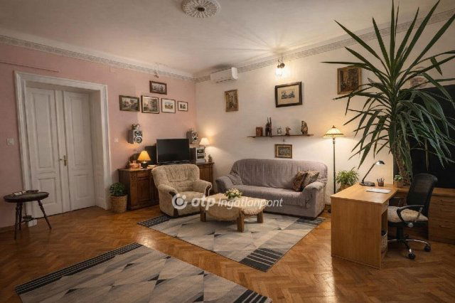 Eladó téglalakás, Budapesten, IX. kerületben 92 M Ft, 2 szobás