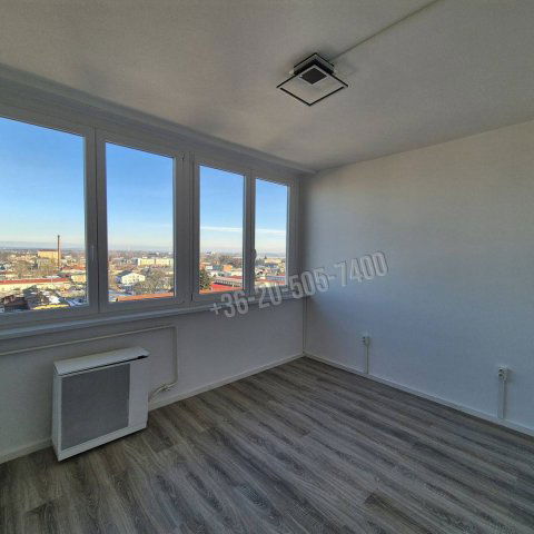 Eladó téglalakás, Miskolcon 69.9 M Ft, 6 szobás