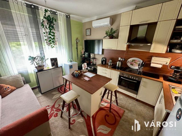 Eladó családi ház, Somoskőújfalun 23.5 M Ft, 2 szobás