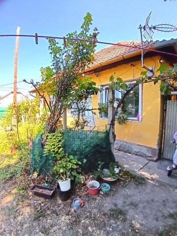 Eladó családi ház, Abonyban 24.9 M Ft, 3 szobás