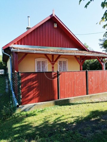 Eladó nyaraló, Sarudon 23.9 M Ft, 1 szobás / költözzbe.hu