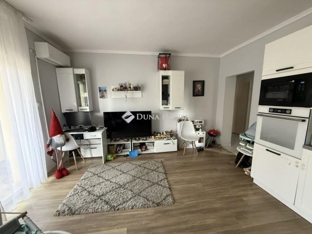 Eladó téglalakás, Kecskeméten 46 M Ft, 3 szobás
