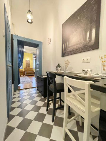 Kiadó téglalakás, albérlet, II. kerületben, Csalogány utcában