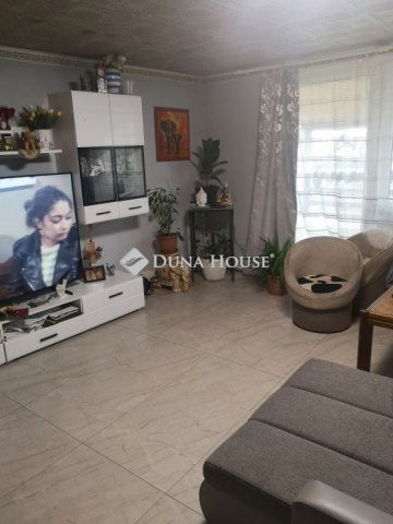 Eladó családi ház, Kéken 28.99 M Ft, 5 szobás