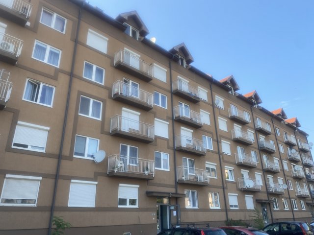 Eladó téglalakás, Táborfalván 25.9 M Ft, 2 szobás