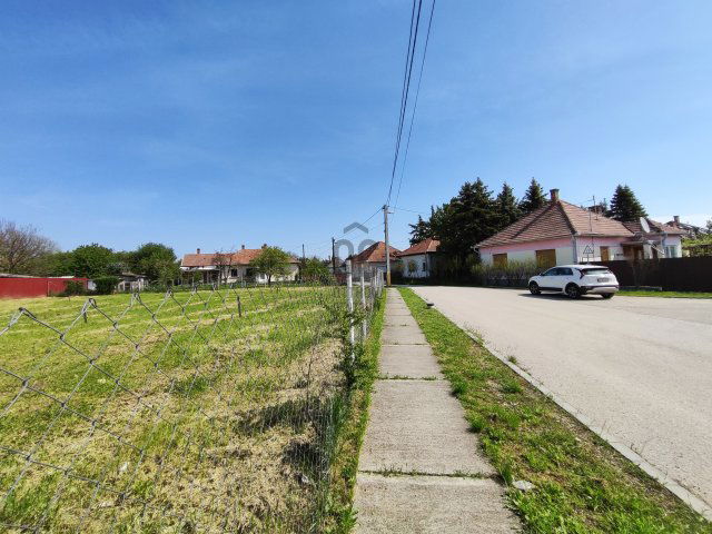 Eladó telek, Jászdózsán 6.5 M Ft / költözzbe.hu